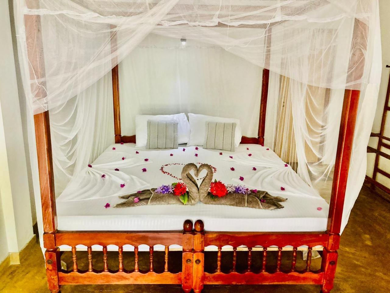 Dilena Beach Inn Tangalle Kamer foto