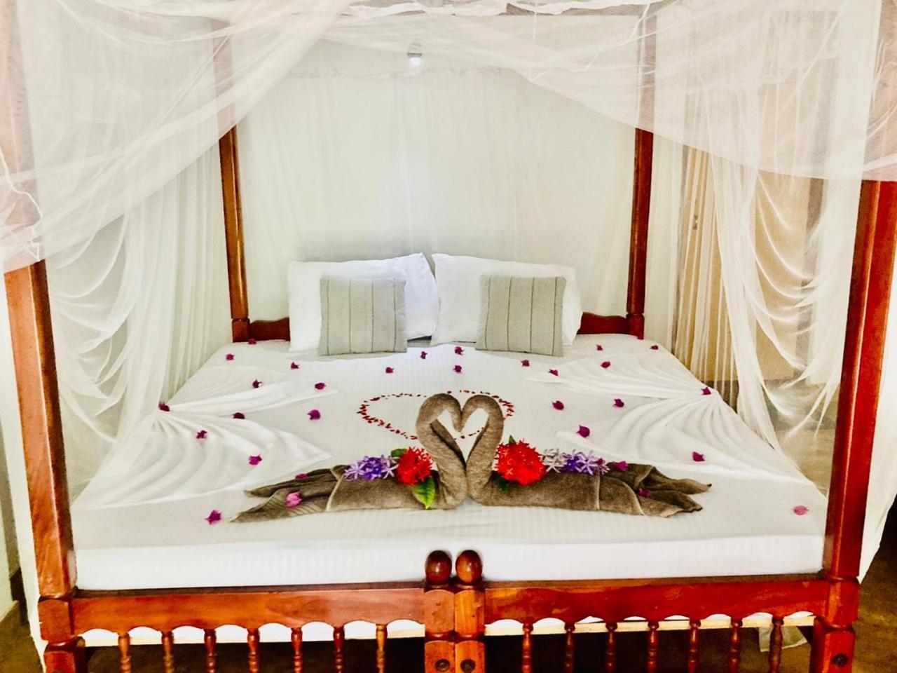 Dilena Beach Inn Tangalle Kamer foto