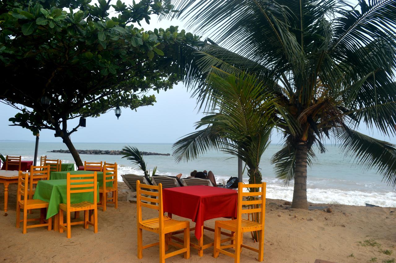 Dilena Beach Inn Tangalle Buitenkant foto